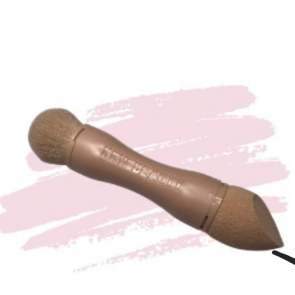 KKW CONCEALER  DUO BRUSH MAKE-UP